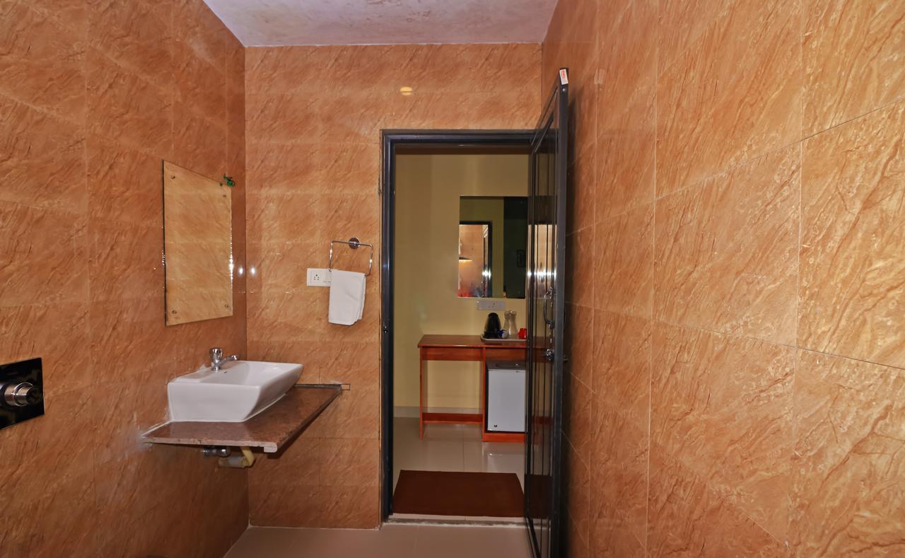 Hôtel The Kings à Port Blair Extérieur photo